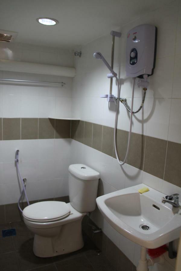 Voyage Cottage Lodge Malacca Eksteriør bilde